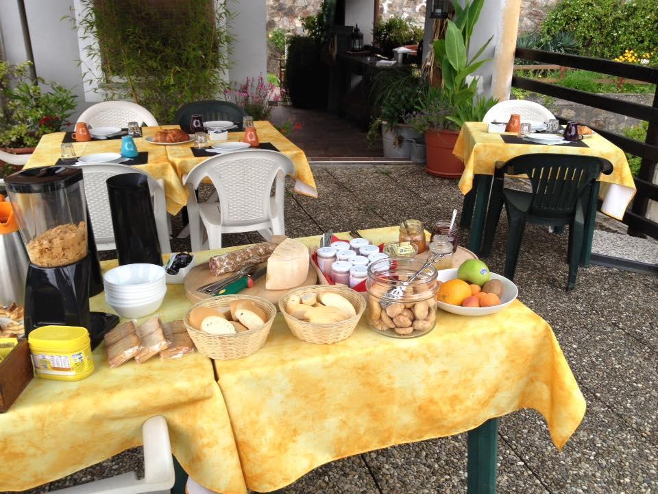 Fattoria Del Pino Bed & Breakfast Orta San Giulio Dış mekan fotoğraf